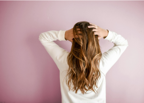 The Best Anti-Humidity Hair Sprays for Frizz-Free Hair in Hot Weather